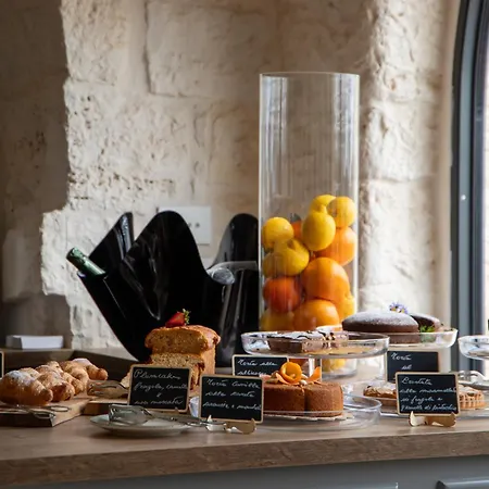 Trulli Damari * Locorotondo