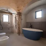 Trulli Damari Resort *