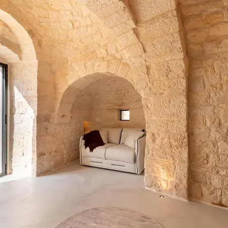 Trulli Damari * Locorotondo