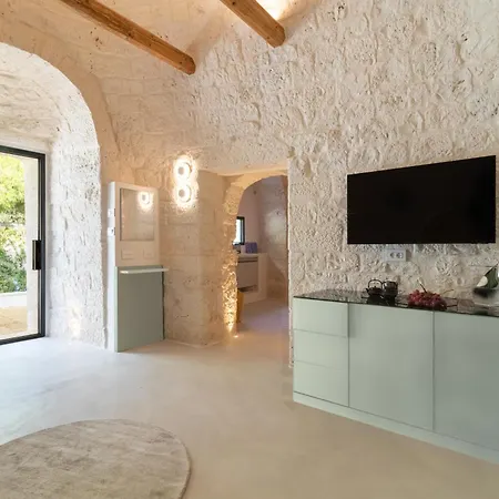 Trulli Damari * Locorotondo