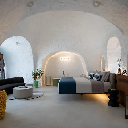 Trulli Damari * Locorotondo